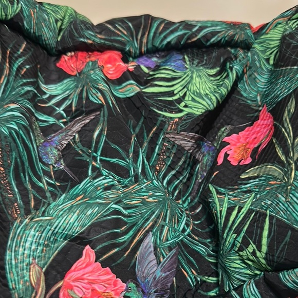 Victoria's Secret Black and Green Tote Bag with Tropical Design - Picture 9 of 9